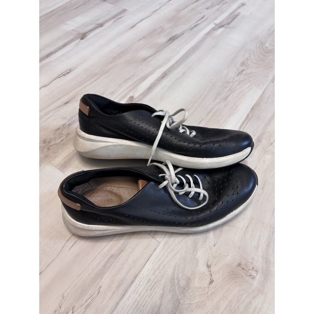 Clarks Un Rio Tie Women's Sneaker Black, Size 8M, leather, comfort, arch support - Picture 11 of 13